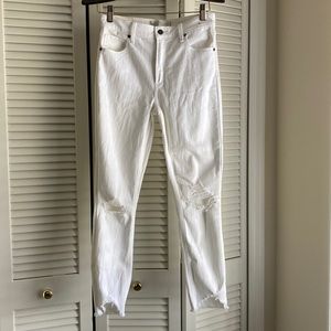 White skinny jeans